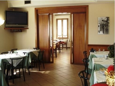 Hotel Trattoria Contini Sorbolo Exteriör bild
